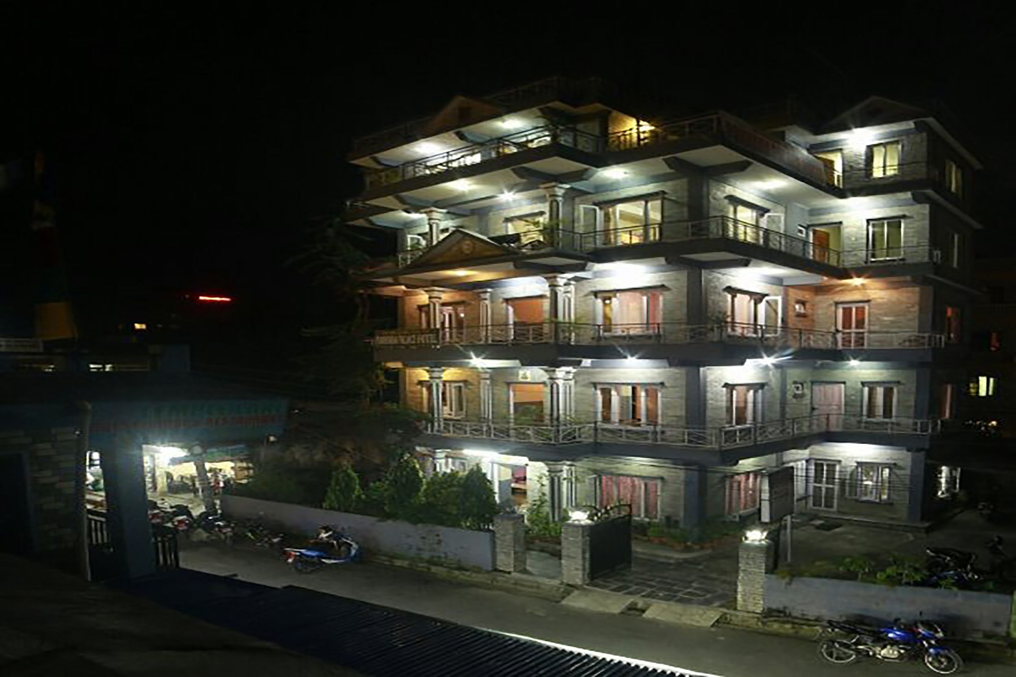 Pokhara Palace Hotel Eksteriør bilde